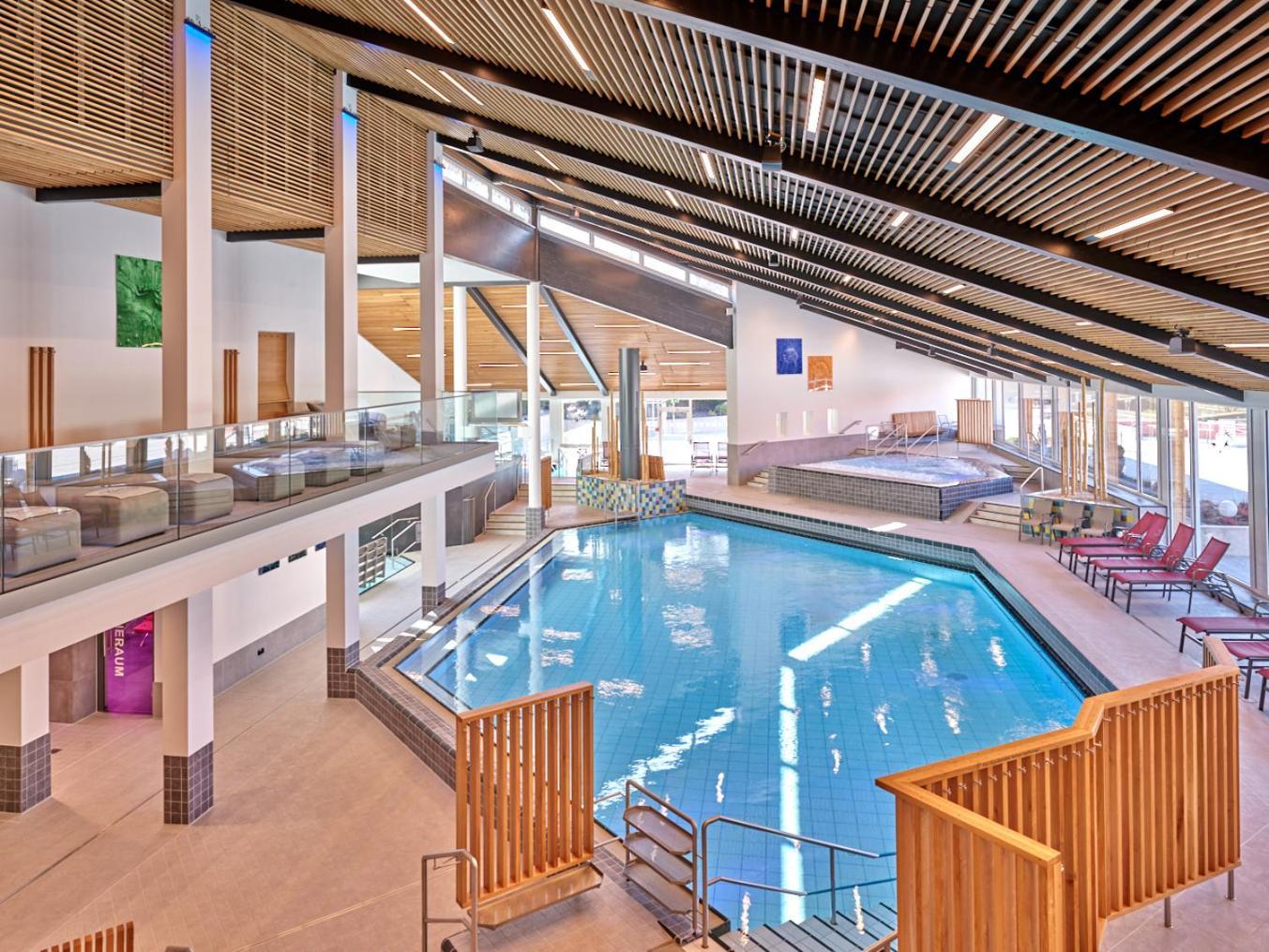 Fewo 20 - Appartement Im Rottalblick - Youngmodern Wohnen Mit Bademantelgang Zur Therme, Tv, Balkon Und Persoenlichem Gaesteempfang Von Astarte Estate Bad Griesbach  Exterior photo