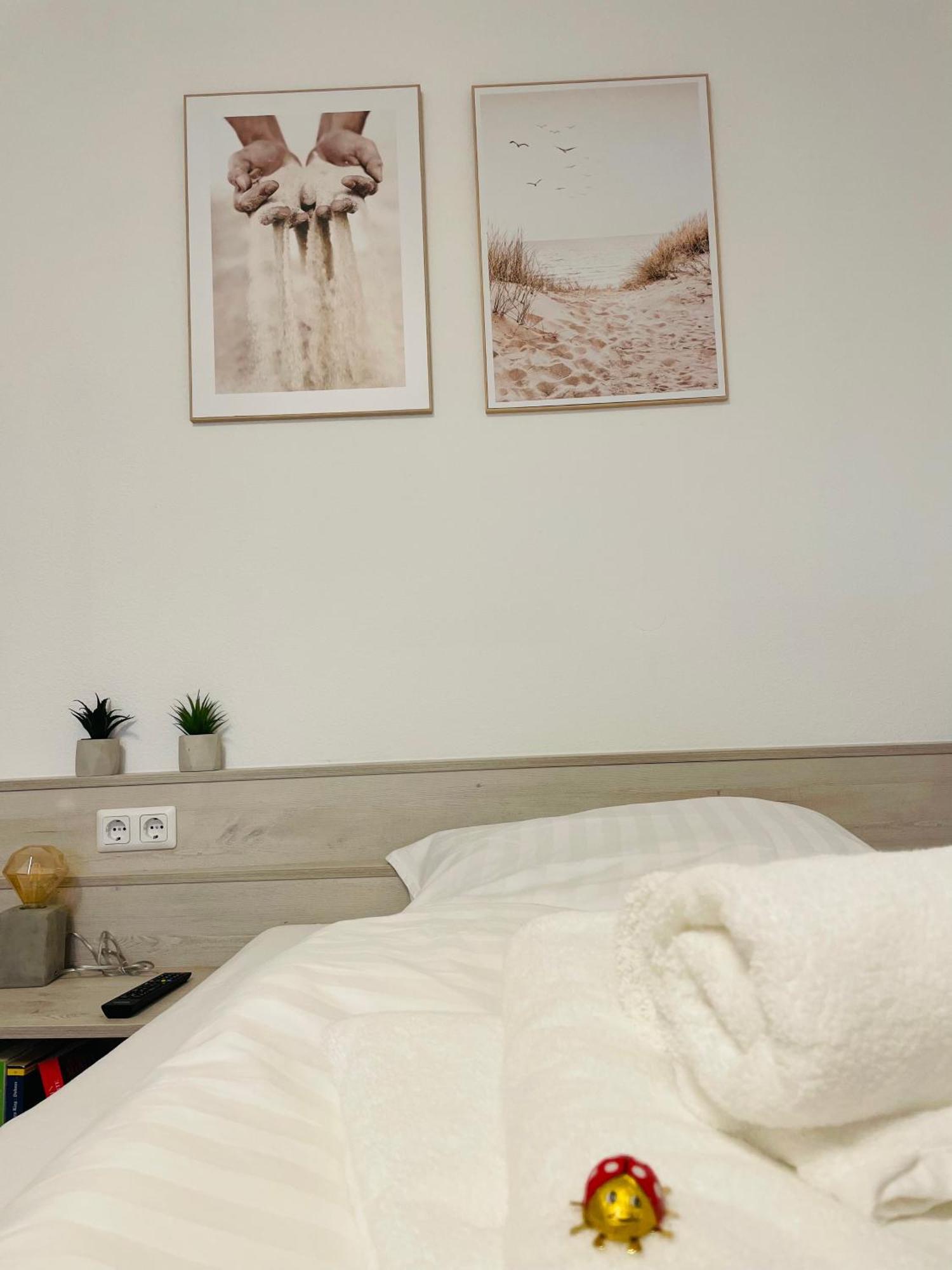 Fewo 20 - Appartement Im Rottalblick - Youngmodern Wohnen Mit Bademantelgang Zur Therme, Tv, Balkon Und Persoenlichem Gaesteempfang Von Astarte Estate Bad Griesbach  Exterior photo